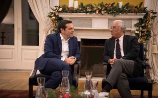 tsipras-protypo-exodoy-apo-ta-mnimonia-i-portogalia0