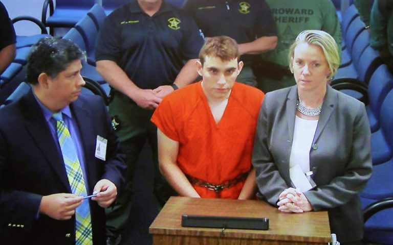 ΗΠΑ: Στο στόχαστρο του FBI από το 2016 ο 19χρονος «μακελάρης» της Φλόριντα