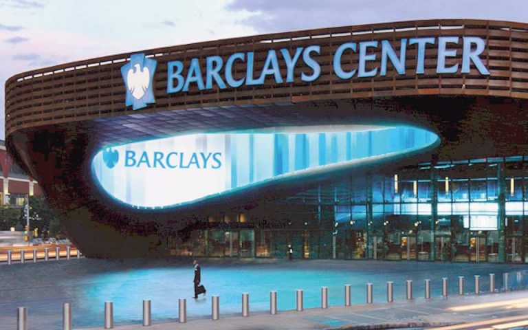 Η Barclays εκ νέου στο στόχαστρο για δάνειο 3 δισ. προς το Κατάρ