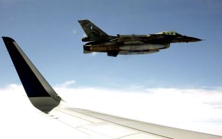 H αναβάθμιση των 85 ελληνικών F-16 δεν θα ξεπεράσει το συνολικό κόστος του 1,1 δισ. ευρώ.