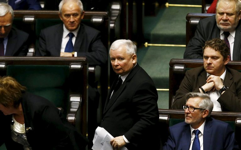 Ανεβαίνουν ξανά οι τόνοι μεταξύ Ε.Ε. – Πολωνίας
