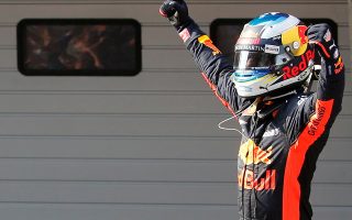 Formula One F1 - Chinese Grand Prix - Shanghai International Circuit, Shanghai, China - April 15, 2018  Red Bull's Daniel Ricciardo celebrates after winning the race   REUTERS/Aly Song