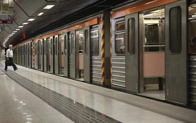 Μόλις 260 οι απεργοί στο μετρό