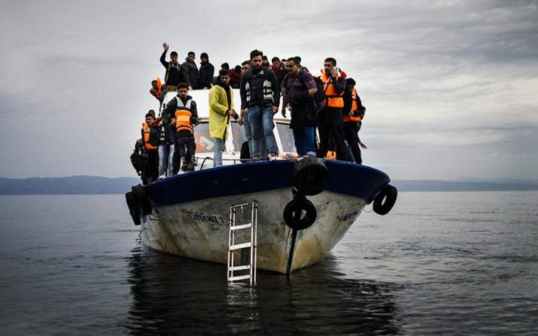 Δύο σκάφη με 100 μετανάστες εντοπίστηκαν στη Μυτιλήνη