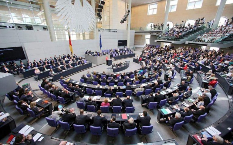 Το CDU απορρίπτει τις προτάσεις Μακρόν