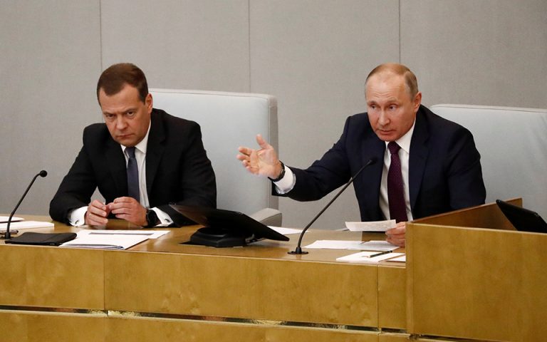 Ρωσία: Η Κρατική Δούμα ενέκρινε τη νέα θητεία Μεντβέντεφ