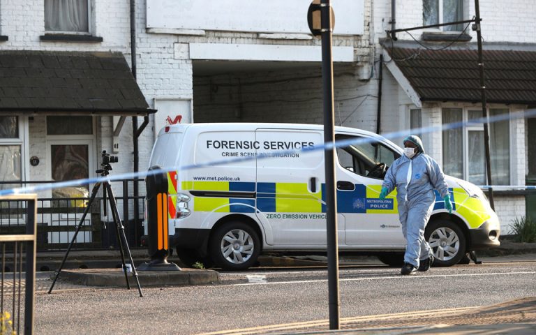 Δύο έφηβοι τραυματίστηκαν από πυρά στο Λονδίνο