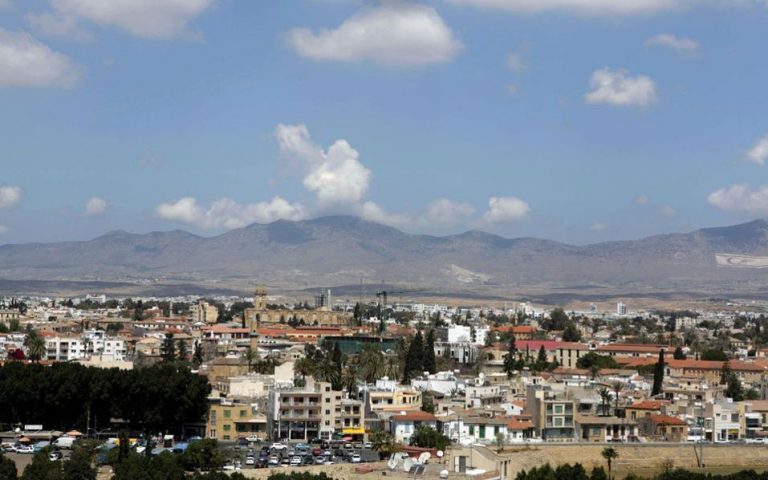 Κύπρος: Oι κατοχικές αρχές συνέλαβαν οχτώ Ελληνοκυπρίους στην παραλία «Γλώσσα»