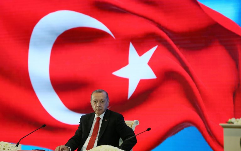 Διεθνής Τύπος: Προ των πυλών η τουρκική χρεοκοπία