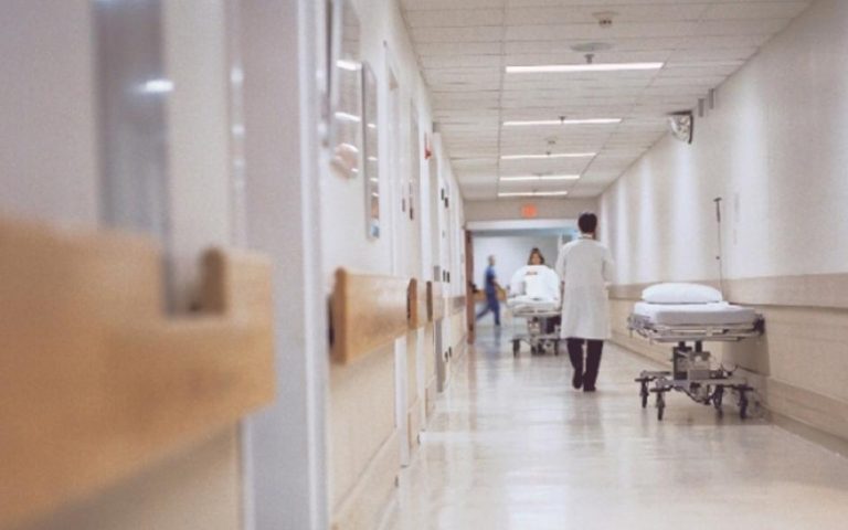 Απόπειρα κάλυψης κενών σε υποστελεχωμένα τμήματα νοσοκομείων η αύξηση του χρόνου άσκησης των ειδικευόμενων γιατρών