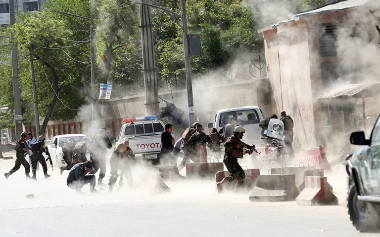Αφγανιστάν: Τουλάχιστον 13 νεκροί από έκρηξη σε τέμενος