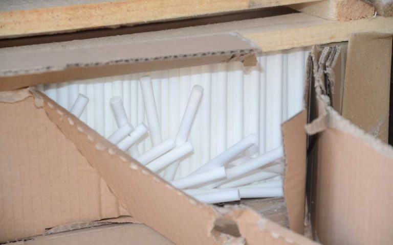 Νέα αποθήκη με 1 εκατ. πακετά λαθραίων τσιγάρων εντοπίστηκε στο Κορωπί