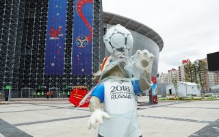 Από τα μέσα Ιουνίου μέχρι τα μέσα Ιουλίου, οπότε θα διεξάγονται οι αγώνες του Μουντιάλ, θα επισκεφθούν τη Ρωσία περίπου 400.000 τουρίστες.