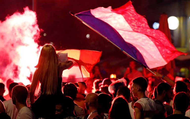 Νίκαια: 27 τραυματίες στους εορτασμούς για την πρόκριση της Γαλλίας στον τελικό του Μουντιάλ (βίντεο)