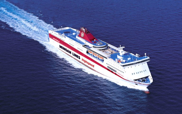 Οι Μινωικές γραμμές συνδέουν τα Χανιά με τον Πειραιά καθημερινά με το Cruise Ferry Mykonos Palace