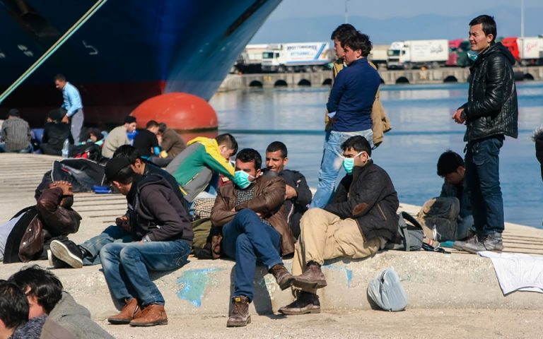 «Καζάνι που βράζει η Λέσβος»: Ο ΟΗΕ καλεί τις ελληνικές αρχές να επιταχύνουν τη μεταφορά των αιτούντων άσυλο
