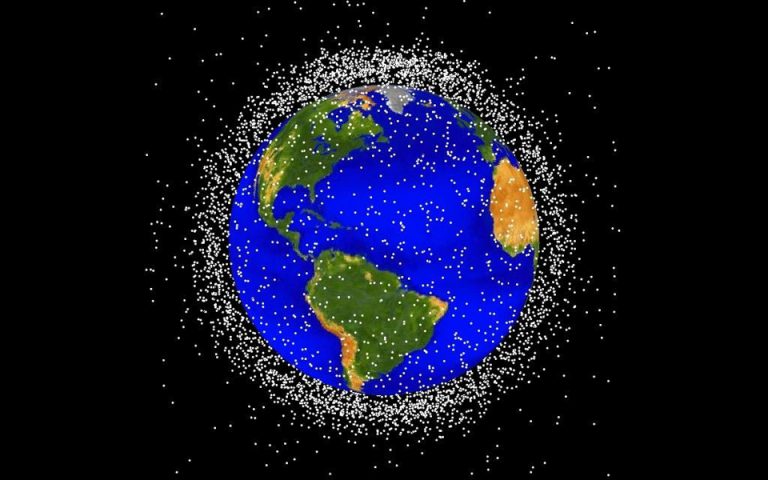 Σοβαρή απειλή για τη Γη 20.000 μεγάλα διαστημικά «σκουπίδια» (βίντεο)