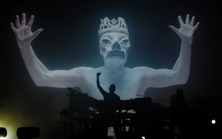 Συναυλία Chemical Brothers: Πολλή φασαρία για το τίποτα