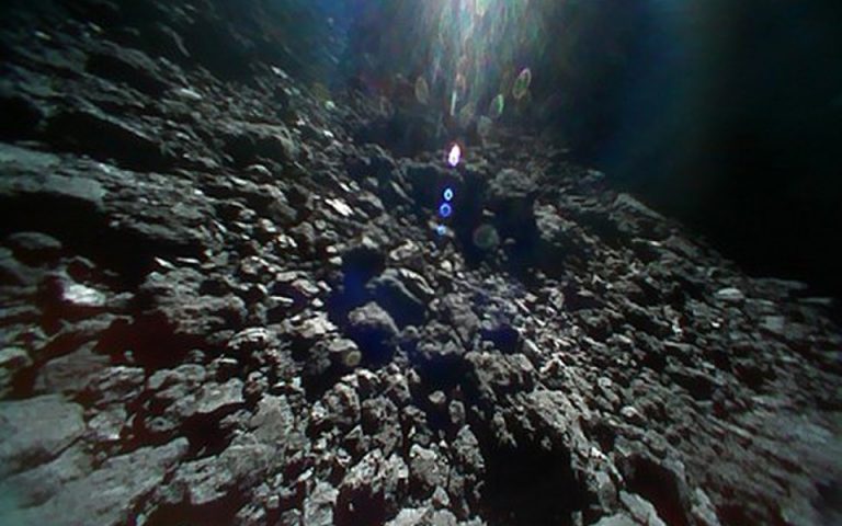 Οι πρώτες εικόνες από τον αστεροειδή Ριούγκου (βίντεο)