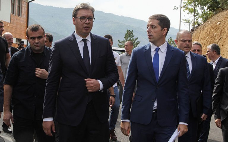 Μπλόκο σε επίσκεψη του Σέρβου προέδρου από Αλβανούς του Κοσόβου