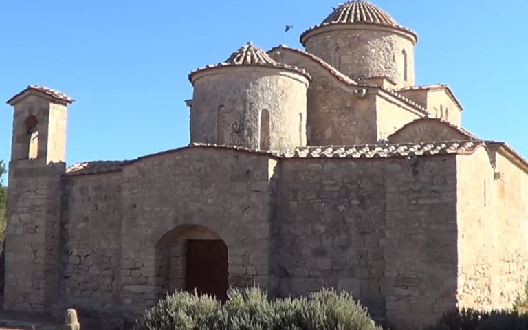 Κύπρος: Τελέστηκε σήμερα Θεία Λειτουργία στον συλημένο ναό της Παναγίας Κανακαριάς