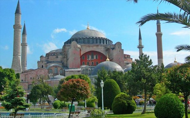 Παραμένει μουσείο η Αγία Σοφία – απερρίφθη το αίτημα για τζαμί