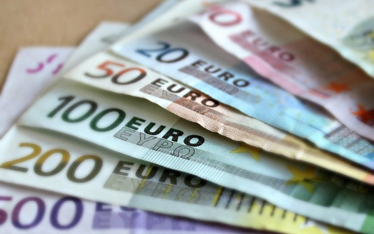 Το ποσό των 812,5 εκατ. ευρώ άντλησε σήμερα το ελληνικό Δημόσιο