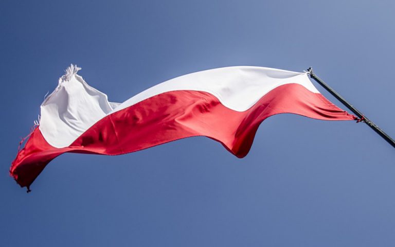 Η Κομισιόν στέλνει την Πολωνία στο Ευρωπαϊκό Δικαστήριο