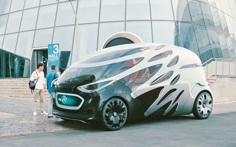 Η Daimler παρουσιάζει νέο πρωτοποριακό αυτόνομο όχημα