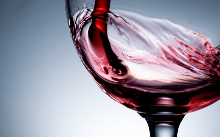 Το ΣτΕ ακύρωσε τον Ειδικό Φόρο Κατανάλωσης στο κρασί