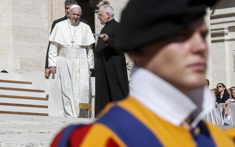 Ο Πάπας συγκαλεί σύνοδο όλων των επισκόπων για το θέμα της σεξουαλικής κακοποίησης ανηλίκων