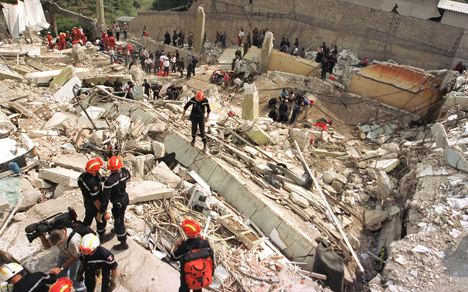 Δεκαεννέα χρόνια από τον φονικό σεισμό της Πάρνηθας (φωτογραφίες – βίντεο)  | Η ΚΑΘΗΜΕΡΙΝΗ