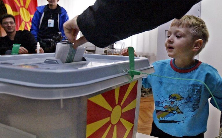 Γαλλικές πιέσεις στα Σκόπια: Στο δημοψήφισμα επιλέγετε «Βόρεια Μακεδονία ή Βόρεια Κορέα»