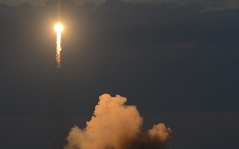 Πόλεμος Ρώσων – Αμερικάνων για τη ρωγμή στο διαστημόπλοιο Soyuz