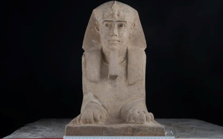 Aρχαιολόγοι ανακάλυψαν άγαλμα Σφίγγας σε ναό στην Αίγυπτο