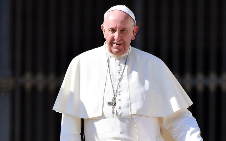 Πάπας Φραγκίσκος: «Πληρωμένος δολοφόνος» η άμβλωση