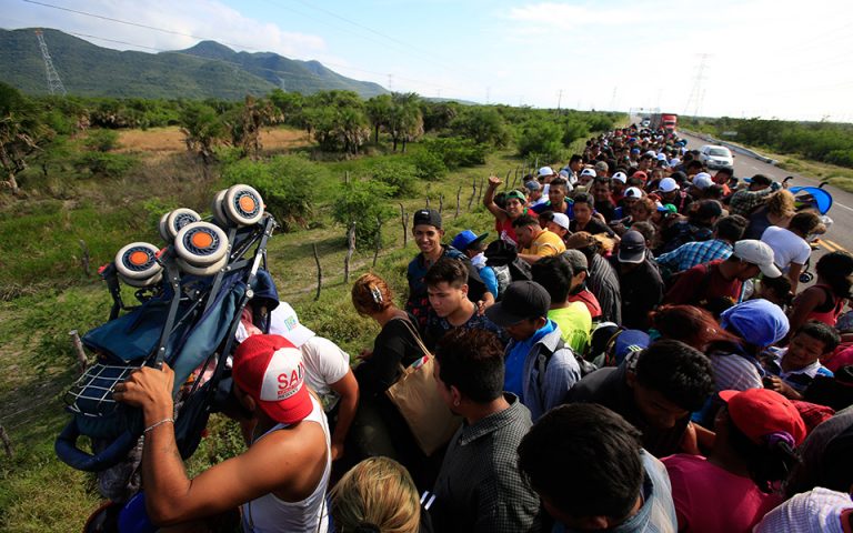 Μεξικό: Δεύτερο καραβάνι με 2.000 μετανάστες κατευθύνεται προς τις ΗΠΑ