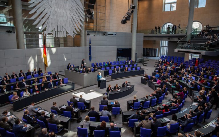 Γερμανία: Αποφασίστηκε αύξηση του κατώτατου μισθού από το 2019