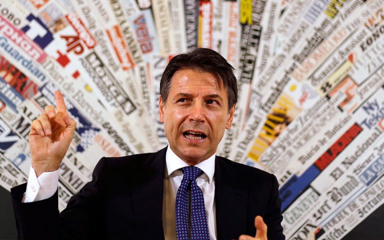 Απρόθυμος ο Κόντε να αναθεωρήσει τον ιταλικό προϋπολογισμό