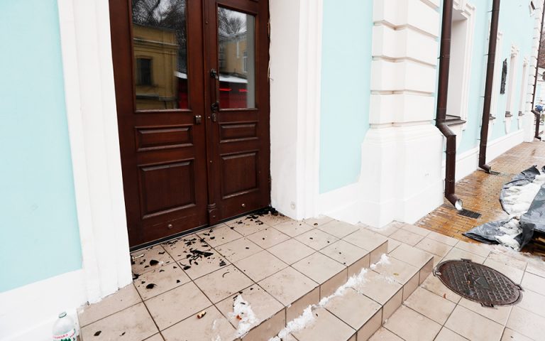 Επίθεση με μολότοφ κατά ναού στην Ουκρανία
