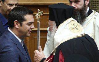 Ο πρωθυπουργός Αλέξης Τσίπρας και ο Αρχιεπίσκοπος Ιερώνυμος φαίνεται ότι έχουν καταλήξει σε μια συμφωνία ενόψει των κινήσεων με επίκεντρο τη συνταγματική αναθεώρηση.
