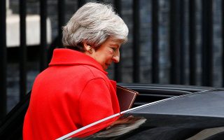 Britain's Prime Minister, Theresa May, leaves 10 Downing Street, to make a statement in the House of Commons, in London, Britain November 15, 2018.    REUTERS/Henry Nicholls