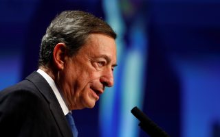 European Central Bank (ECB) President Mario Draghi speaks at the 28th Frankfurt European Banking Congress (EBC) at the Old Opera house in Frankfurt, Germany November 16, 2018. REUTERS/Ralph Orlowski