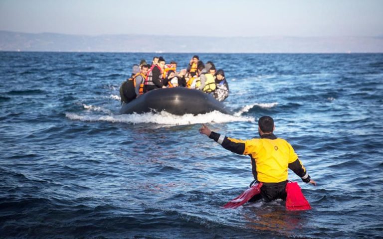 Τουρκία: Νεκροί δύο μετανάστες μετά το ναυάγιο στα ανοιχτά της Σμύρνης – Δέκα αγνοούμενοι