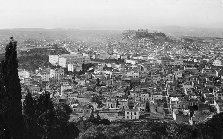Εικόνες της Αθήνας, φύλακες της μνήμης