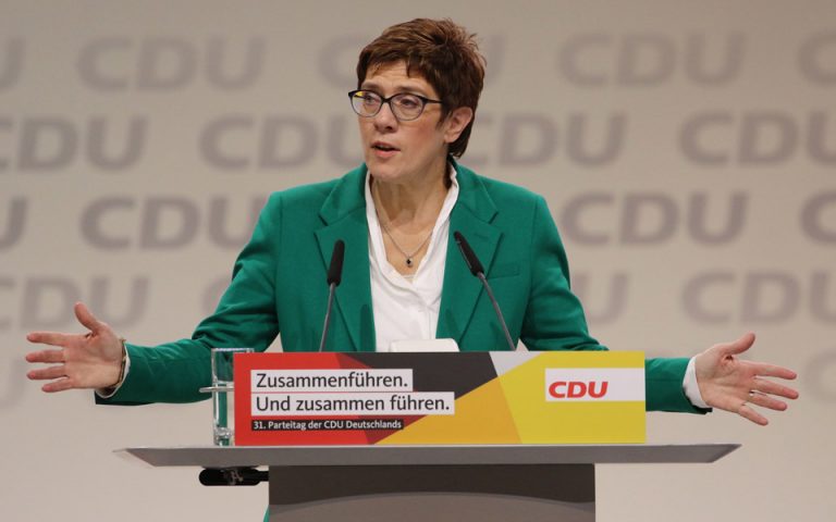 Γερμανικός Τύπος : Αντιδράσειs την επαύριο της εκλογής Κάρενμπαουερ