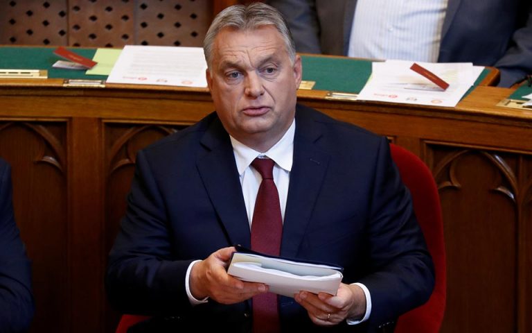 New York Times: Πώς ο Όρμπαν κατάφερε να ελέγξει τα ΜΜΕ της Ουγγαρίας