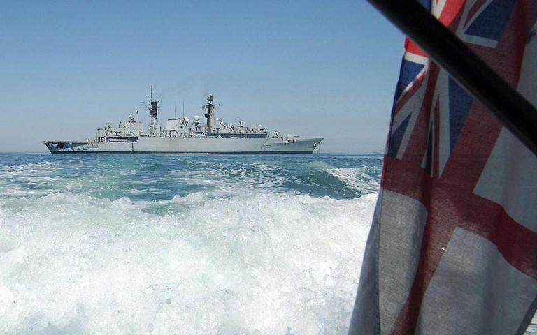 Πλοίο του Βασιλικού Ναυτικού στέλνει στη Μαύρη Θάλασσα η Βρετανία ως ένδειξη στήριξης στην Ουκρανία