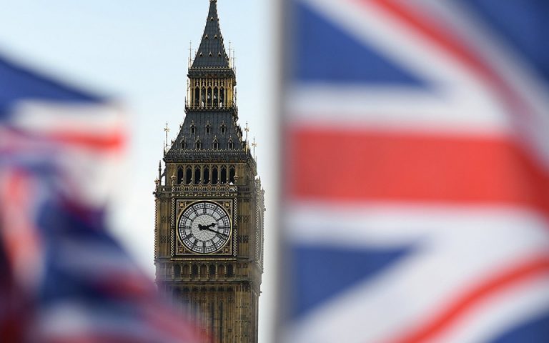Οι ήττες της βρετανικής κυβέρνησης – Οι επόμενες κινήσεις της Μέι