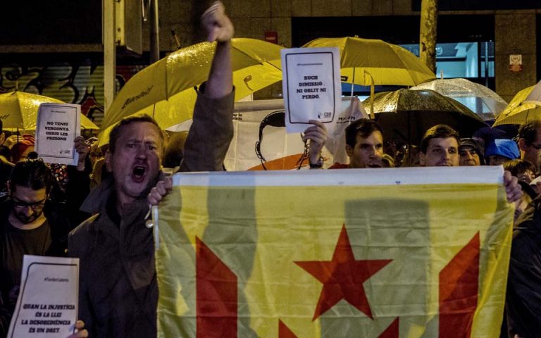 Ξεκινά η ιστορική δίκη των «12» Καταλανών αυτονομιστών ηγετών